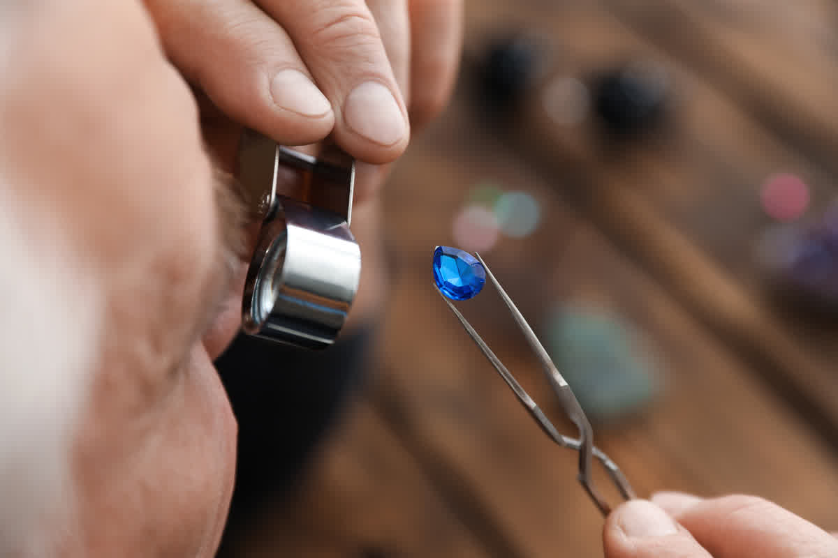 Choosing a Gemstone for Your Handmade Ring: An Expert's Buying Guide