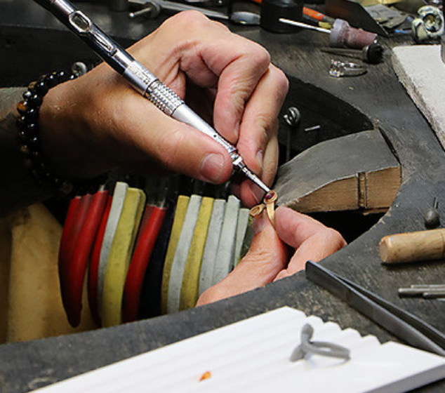 Robert Bicknell Fine Jewellery